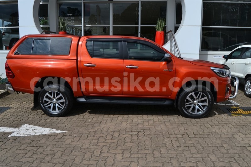 Big with watermark toyota hilux matabeleland south beitbridge 11349