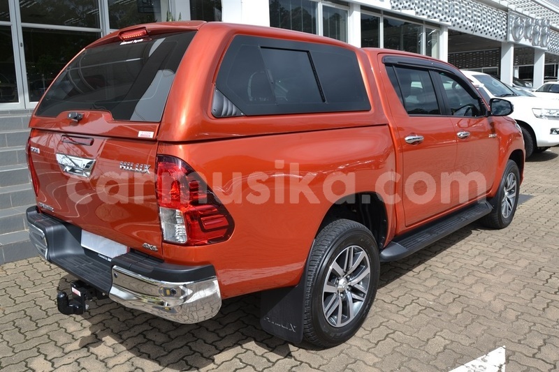 Big with watermark toyota hilux matabeleland south beitbridge 11349