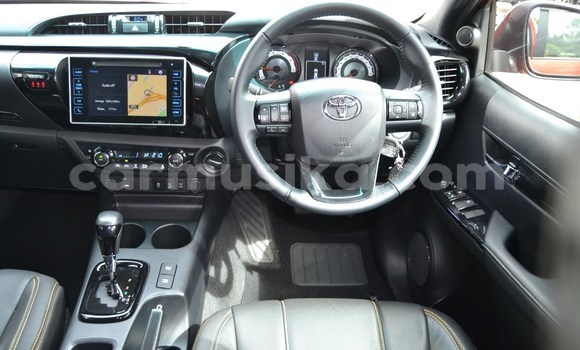 Acheter Occasion Voiture Toyota Hilux Blanc à Beitbridge, Matabeleland South Acheter Occasion Voiture Toyota Hilux Blanc à Beitbridge, Matabeleland South