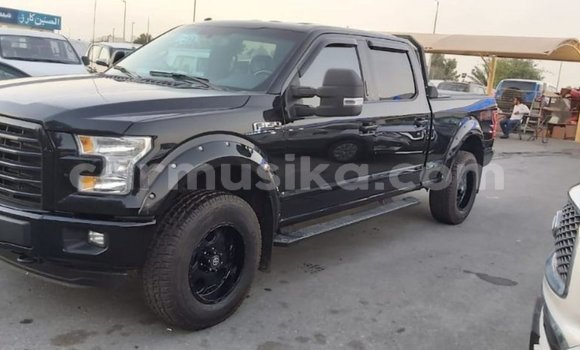 Acheter Import Voiture Ford V8 Noir à Import - Dubai, Harare Acheter Import Voiture Ford V8 Noir à Import - Dubai, Harare