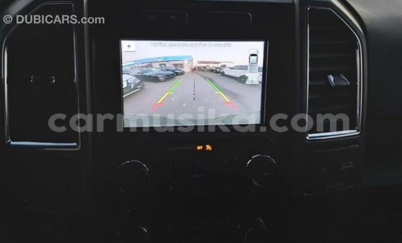 Acheter Import Voiture Ford V8 Noir à Import - Dubai, Harare Acheter Import Voiture Ford V8 Noir à Import - Dubai, Harare