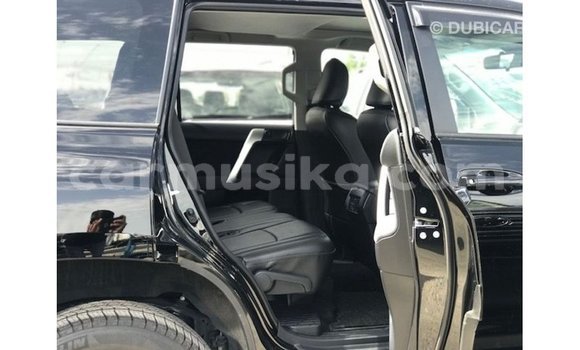 Nunua Imported Toyota Prado Nyeusi Gari ndani ya Import - Dubai nchini Harare Nunua Imported Toyota Prado Nyeusi Gari ndani ya Import - Dubai nchini Harare