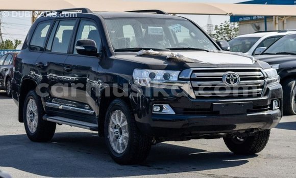 Acheter Import Voiture Toyota Land Cruiser Noir à Import - Dubai, Harare Acheter Import Voiture Toyota Land Cruiser Noir à Import - Dubai, Harare