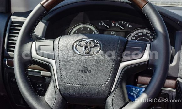 Acheter Import Voiture Toyota Land Cruiser Noir à Import - Dubai, Harare Acheter Import Voiture Toyota Land Cruiser Noir à Import - Dubai, Harare