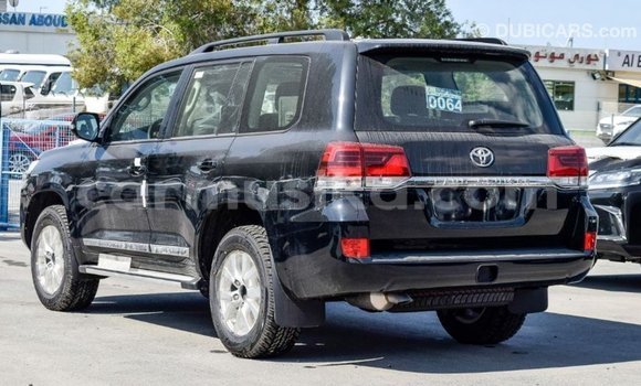 Acheter Import Voiture Toyota Land Cruiser Noir à Import - Dubai, Harare Acheter Import Voiture Toyota Land Cruiser Noir à Import - Dubai, Harare