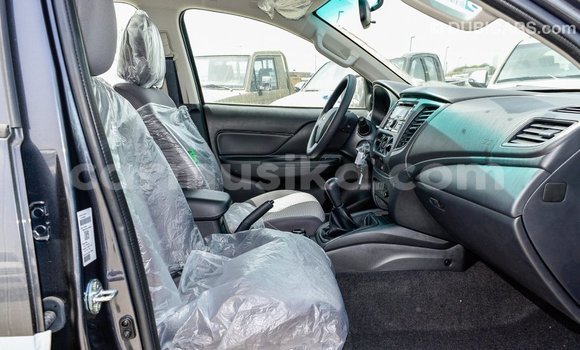 Acheter Import Voiture Mitsubishi L200 Autre à Import - Dubai, Harare Acheter Import Voiture Mitsubishi L200 Autre à Import - Dubai, Harare