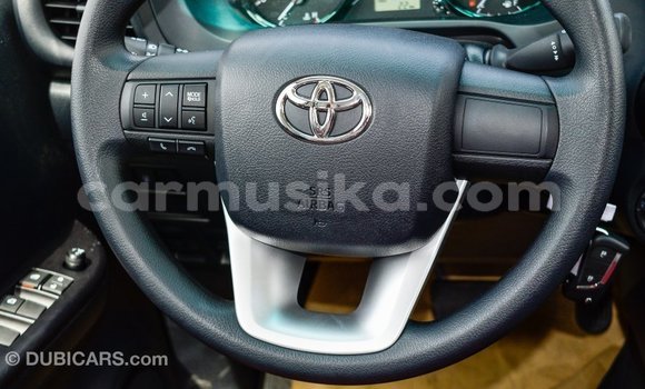 Tenga Imported Toyota Hilux Chena Mota in Import - Dubai in Harare Tenga Imported Toyota Hilux Chena Mota in Import - Dubai in Harare