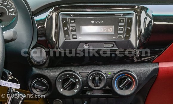 Tenga Imported Toyota Hilux Chena Mota in Import - Dubai in Harare Tenga Imported Toyota Hilux Chena Mota in Import - Dubai in Harare