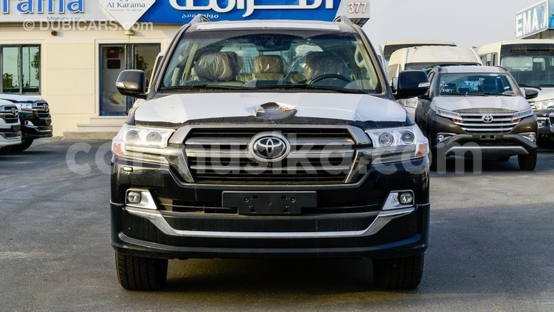 Big with watermark toyota land cruiser harare import dubai 13363