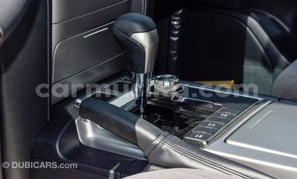 Acheter Import Voiture Toyota Land Cruiser Noir à Import - Dubai, Harare Acheter Import Voiture Toyota Land Cruiser Noir à Import - Dubai, Harare