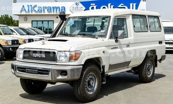 Buy Import Toyota Land Cruiser White Car in Import - Dubai in Harare Buy Import Toyota Land Cruiser White Car in Import - Dubai in Harare