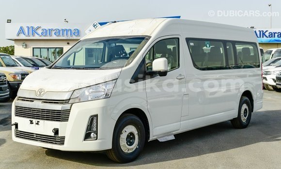 Tenga Imported Toyota Hiace Chena Mota in Import - Dubai in Harare Tenga Imported Toyota Hiace Chena Mota in Import - Dubai in Harare