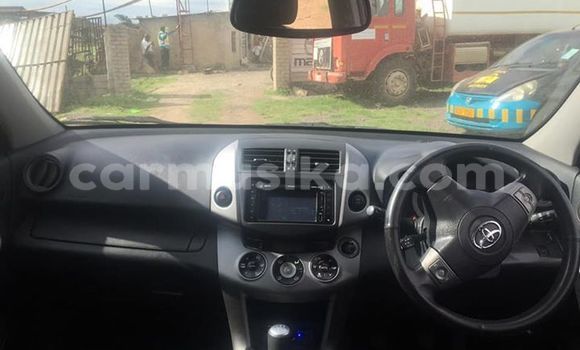 Acheter Occasion Voiture Toyota RAV4 Bleu à Harare, Harare Acheter Occasion Voiture Toyota RAV4 Bleu à Harare, Harare