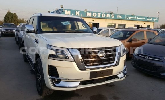 Tenga Imported Nissan Patrol Chena Mota in Import - Dubai in Harare Tenga Imported Nissan Patrol Chena Mota in Import - Dubai in Harare