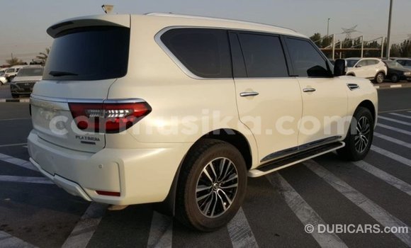 Tenga Imported Nissan Patrol Chena Mota in Import - Dubai in Harare Tenga Imported Nissan Patrol Chena Mota in Import - Dubai in Harare