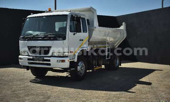 Acheter Occasion Utilitaire Nissan UD Blanc à Beitbridge, Matabeleland South Acheter Occasion Utilitaire Nissan UD Blanc à Beitbridge, Matabeleland South