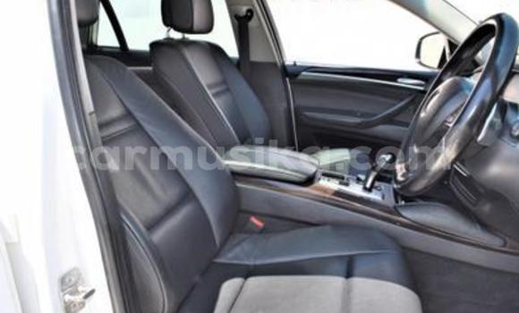 Acheter Occasion Voiture BMW X6 Blanc à Beitbridge, Matabeleland South Acheter Occasion Voiture BMW X6 Blanc à Beitbridge, Matabeleland South