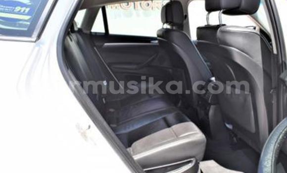 Acheter Occasion Voiture BMW X6 Blanc à Beitbridge, Matabeleland South Acheter Occasion Voiture BMW X6 Blanc à Beitbridge, Matabeleland South