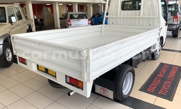Acheter Occasion Utilitaire Toyota Dyna Blanc à Beitbridge, Matabeleland South Acheter Occasion Utilitaire Toyota Dyna Blanc à Beitbridge, Matabeleland South