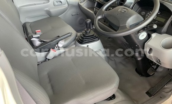 Acheter Occasion Utilitaire Toyota Dyna Blanc à Beitbridge, Matabeleland South Acheter Occasion Utilitaire Toyota Dyna Blanc à Beitbridge, Matabeleland South