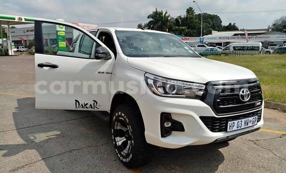 Acheter Occasion Voiture Toyota Hilux Blanc à Beitbridge, Matabeleland South Acheter Occasion Voiture Toyota Hilux Blanc à Beitbridge, Matabeleland South