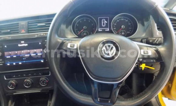 Acheter Occasion Voiture Volkswagen Golf Beige à Beitbridge, Matabeleland South Acheter Occasion Voiture Volkswagen Golf Beige à Beitbridge, Matabeleland South