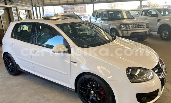 Buy Used Volkswagen Golf White Car in Beitbridge in Matabeleland South Buy Used Volkswagen Golf White Car in Beitbridge in Matabeleland South