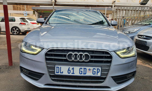 Buy Used Audi A4 Silver Car in Beitbridge in Matabeleland South Buy Used Audi A4 Silver Car in Beitbridge in Matabeleland South