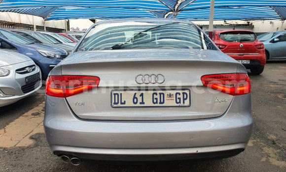 Buy Used Audi A4 Silver Car in Beitbridge in Matabeleland South Buy Used Audi A4 Silver Car in Beitbridge in Matabeleland South