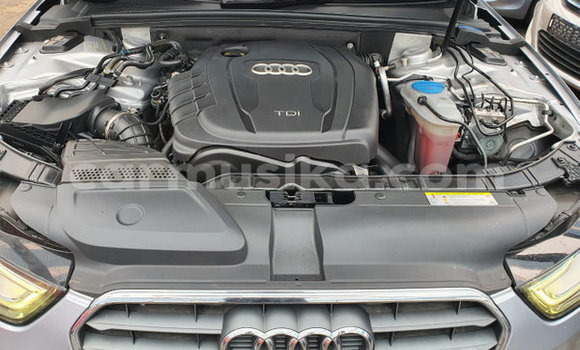 Buy Used Audi A4 Silver Car in Beitbridge in Matabeleland South Buy Used Audi A4 Silver Car in Beitbridge in Matabeleland South