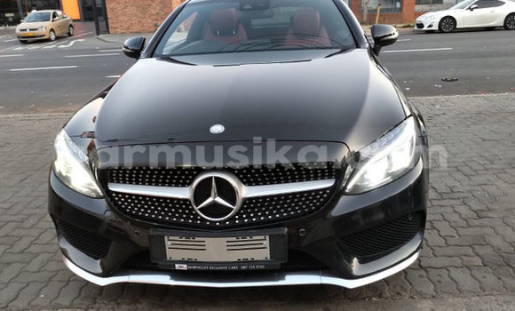 Tenga Tsaru Mercedes‒Benz C–Class Nhema Mota in Beitbridge in Matabeleland South Tenga Tsaru Mercedes‒Benz C–Class Nhema Mota in Beitbridge in Matabeleland South