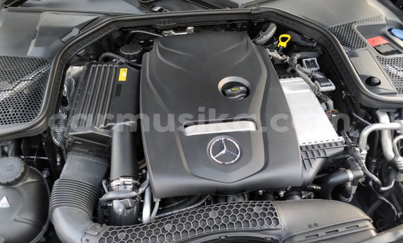 Tenga Tsaru Mercedes‒Benz C–Class Nhema Mota in Beitbridge in Matabeleland South Tenga Tsaru Mercedes‒Benz C–Class Nhema Mota in Beitbridge in Matabeleland South