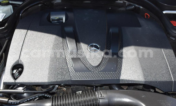 Acheter Occasion Voiture Mercedes‒Benz C–Class Bleu à Beitbridge, Matabeleland South Acheter Occasion Voiture Mercedes‒Benz C–Class Bleu à Beitbridge, Matabeleland South