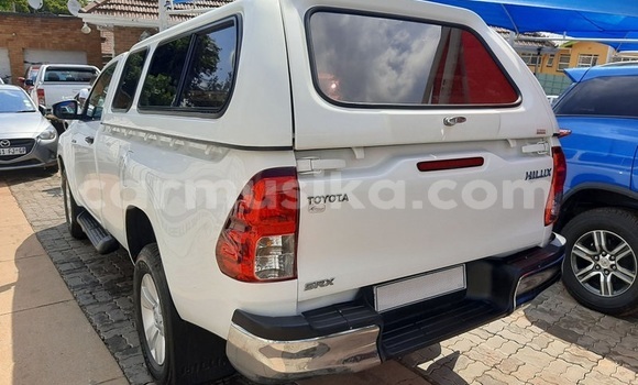 Acheter Occasion Voiture Toyota Hilux Blanc à Beitbridge, Matabeleland South Acheter Occasion Voiture Toyota Hilux Blanc à Beitbridge, Matabeleland South