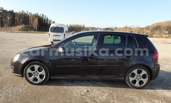 Nunua Ilio tumika Volkswagen Golf GTI Nyeusi Gari ndani ya Harare nchini Harare Nunua Ilio tumika Volkswagen Golf GTI Nyeusi Gari ndani ya Harare nchini Harare
