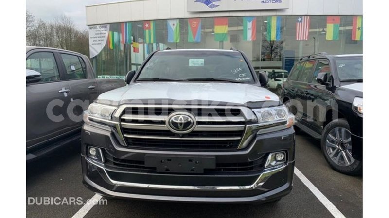 Big with watermark toyota land cruiser harare import dubai 13422