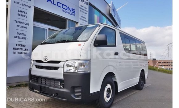 Acheter Import Voiture Toyota Hiace Blanc à Import - Dubai, Harare Acheter Import Voiture Toyota Hiace Blanc à Import - Dubai, Harare