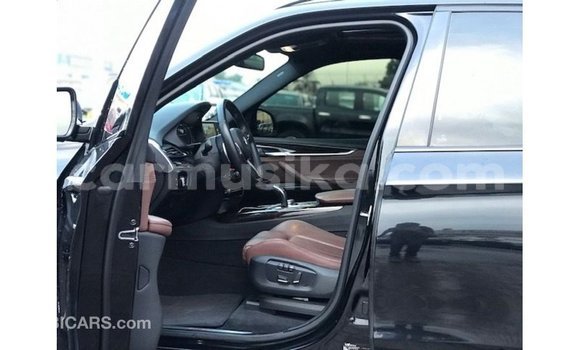 Nunua Imported BMW X5 Nyeusi Gari ndani ya Import - Dubai nchini Harare Nunua Imported BMW X5 Nyeusi Gari ndani ya Import - Dubai nchini Harare