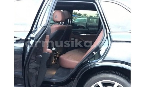 Nunua Imported BMW X5 Nyeusi Gari ndani ya Import - Dubai nchini Harare Nunua Imported BMW X5 Nyeusi Gari ndani ya Import - Dubai nchini Harare