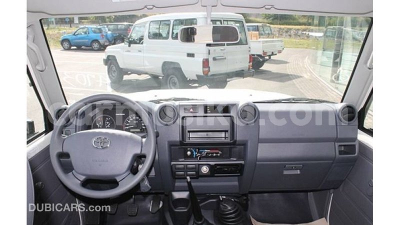 Big with watermark toyota land cruiser harare import dubai 13429