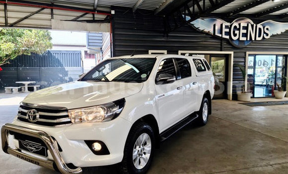 Nunua Ilio tumika Toyota Hilux Nyeupe Gari ndani ya Beitbridge nchini Matabeleland Kusini Nunua Ilio tumika Toyota Hilux Nyeupe Gari ndani ya Beitbridge nchini Matabeleland Kusini