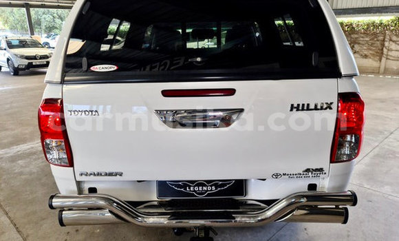 Nunua Ilio tumika Toyota Hilux Nyeupe Gari ndani ya Beitbridge nchini Matabeleland Kusini Nunua Ilio tumika Toyota Hilux Nyeupe Gari ndani ya Beitbridge nchini Matabeleland Kusini