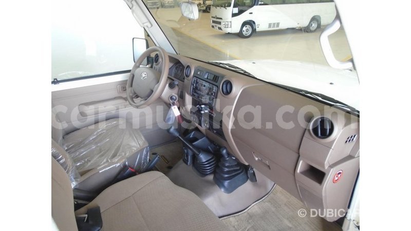 Big with watermark toyota land cruiser harare import dubai 13448