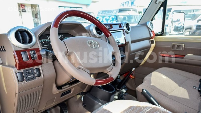 Big with watermark toyota land cruiser harare import dubai 13463