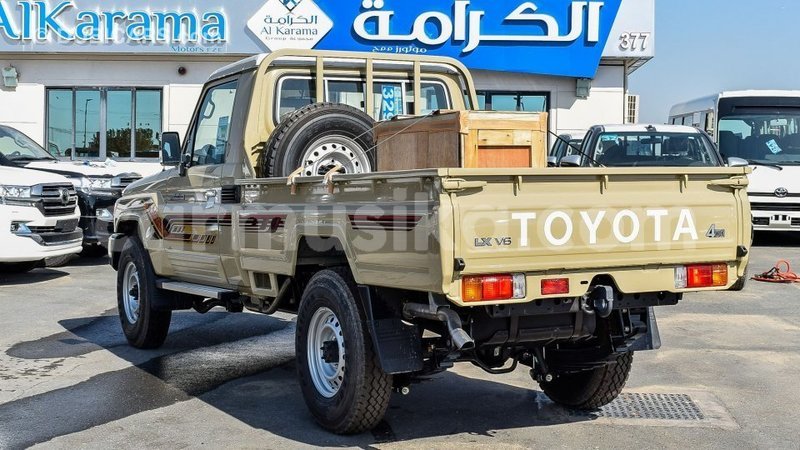 Big with watermark toyota land cruiser harare import dubai 13463