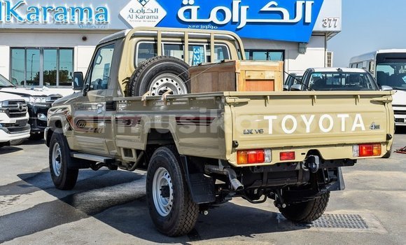 Buy Import Toyota Land Cruiser Beige Car in Import - Dubai in Harare Buy Import Toyota Land Cruiser Beige Car in Import - Dubai in Harare