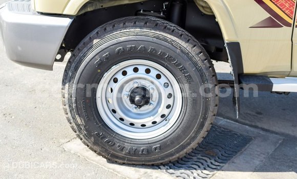 Buy Import Toyota Land Cruiser Beige Car in Import - Dubai in Harare Buy Import Toyota Land Cruiser Beige Car in Import - Dubai in Harare