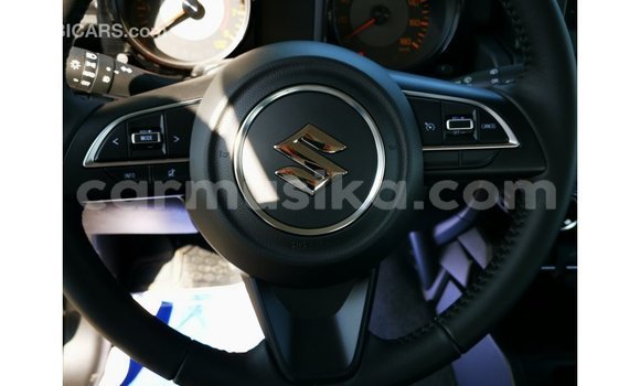 Acheter Import Voiture Suzuki Jimny Vert à Import - Dubai, Harare Acheter Import Voiture Suzuki Jimny Vert à Import - Dubai, Harare