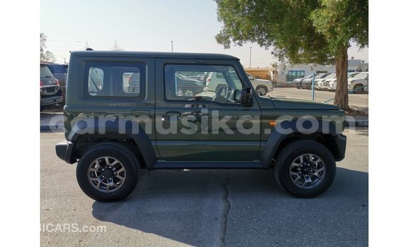 Acheter Import Voiture Suzuki Jimny Vert à Import - Dubai, Harare Acheter Import Voiture Suzuki Jimny Vert à Import - Dubai, Harare