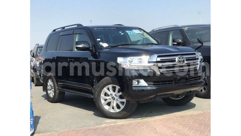 Big with watermark toyota land cruiser harare import dubai 13474